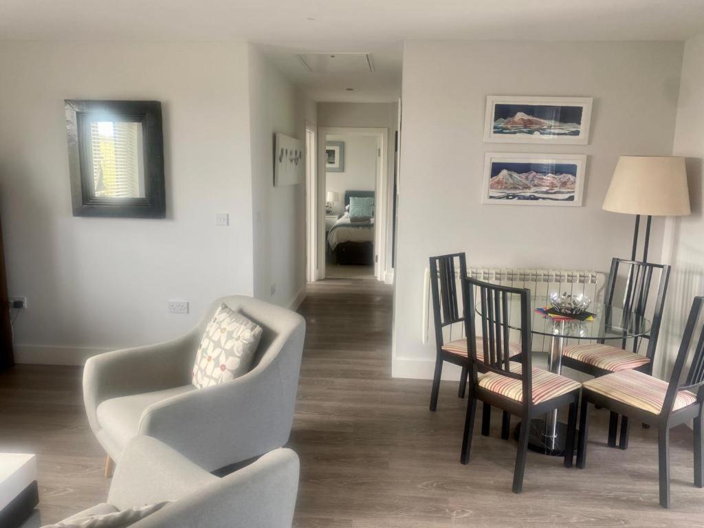 2 Bedroom Cottage Sleeps 4 With Hot-Tub, & Shared Pool Use Sennen Ngoại thất bức ảnh